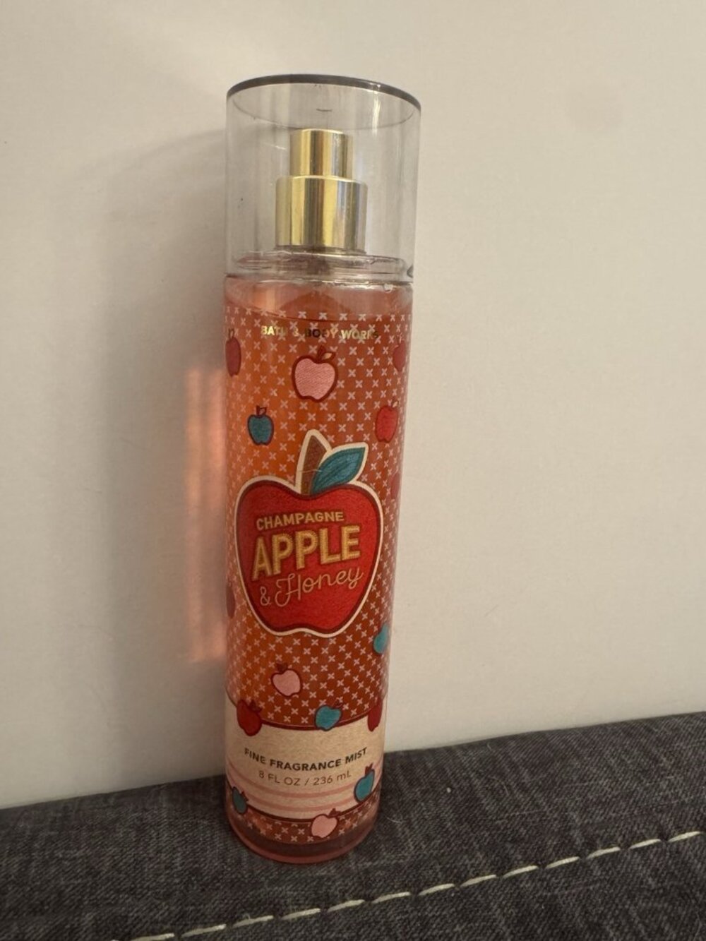 Bath and Body Works Champagne Apple & Honey 8 Oz Fragrance Mist C14